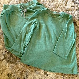 Women’s Sleep Sense Pajamas Like New